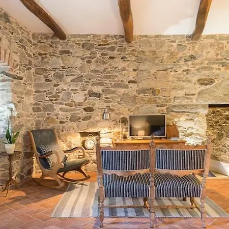 Appartement Medieval Stone Retreat With Views Stresa