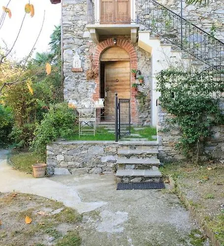 Medieval Stone Retreat With Views Stresa