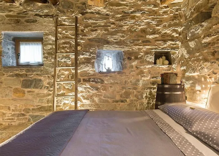 Medieval Stone Retreat With Views Apartamento
